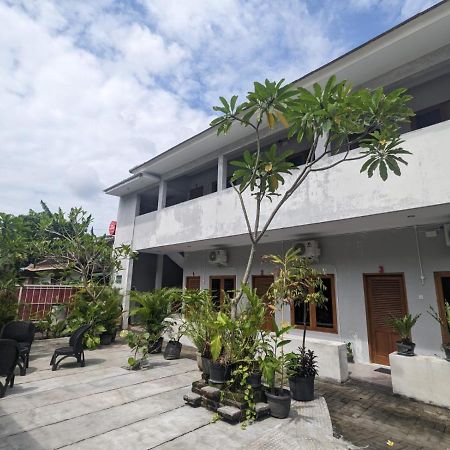Rumah Pagar Merah Homestay Yogyakarta Extérieur photo